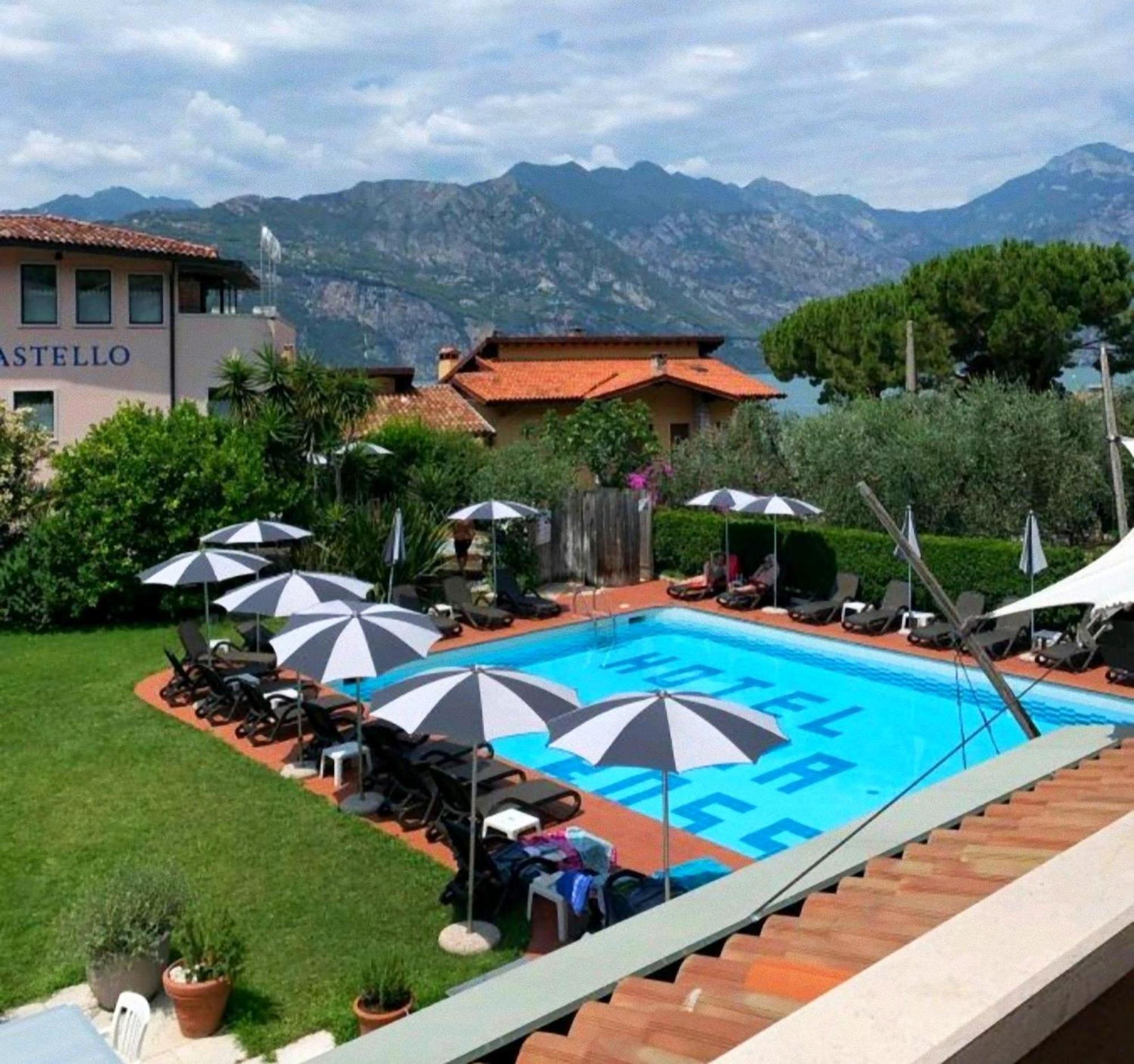 Ambienthotel Luna Rossa Malcesine Exterior foto